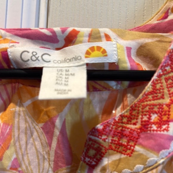 C&C California Colorful Sleeveless Top - Picture 2 of 4